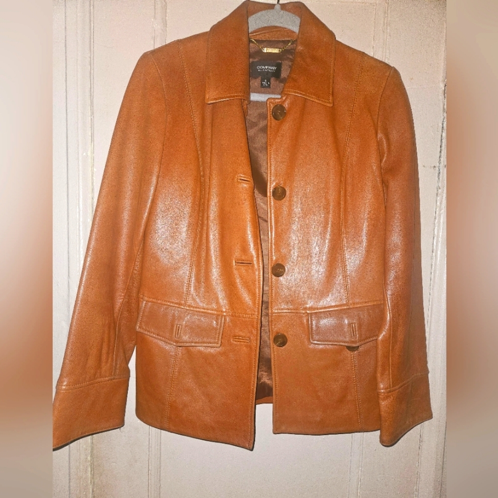 Ellen Tracy,  Tan short leather jacket size small women